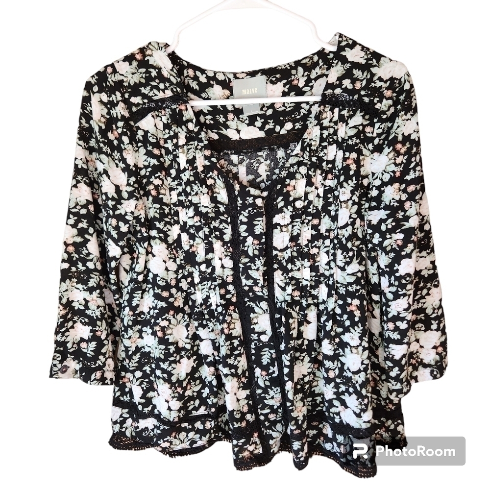 Maeve Black Floral Lace-Trim Peasant Blouse